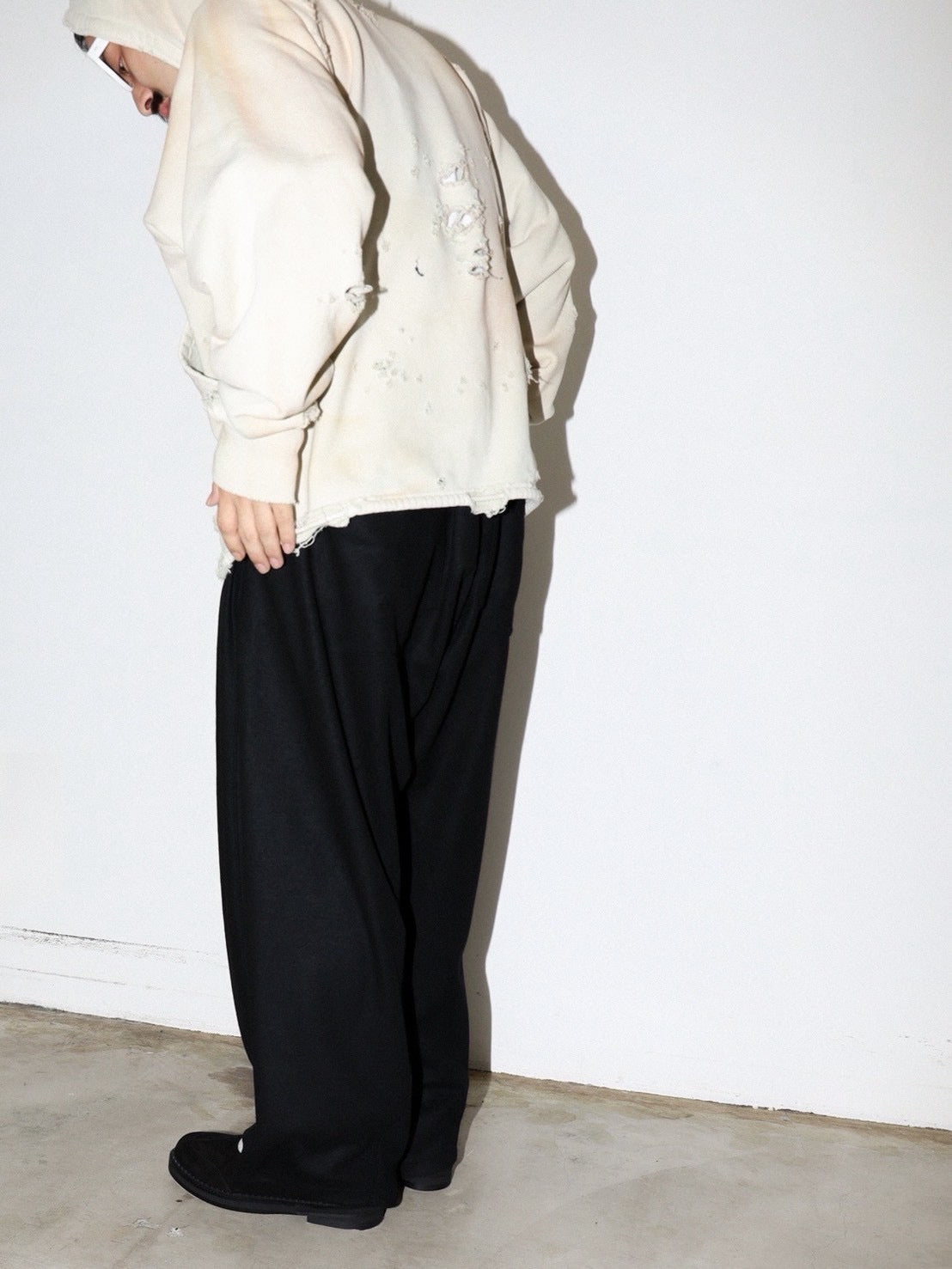 WIDE TUCK WOOL PANTS
