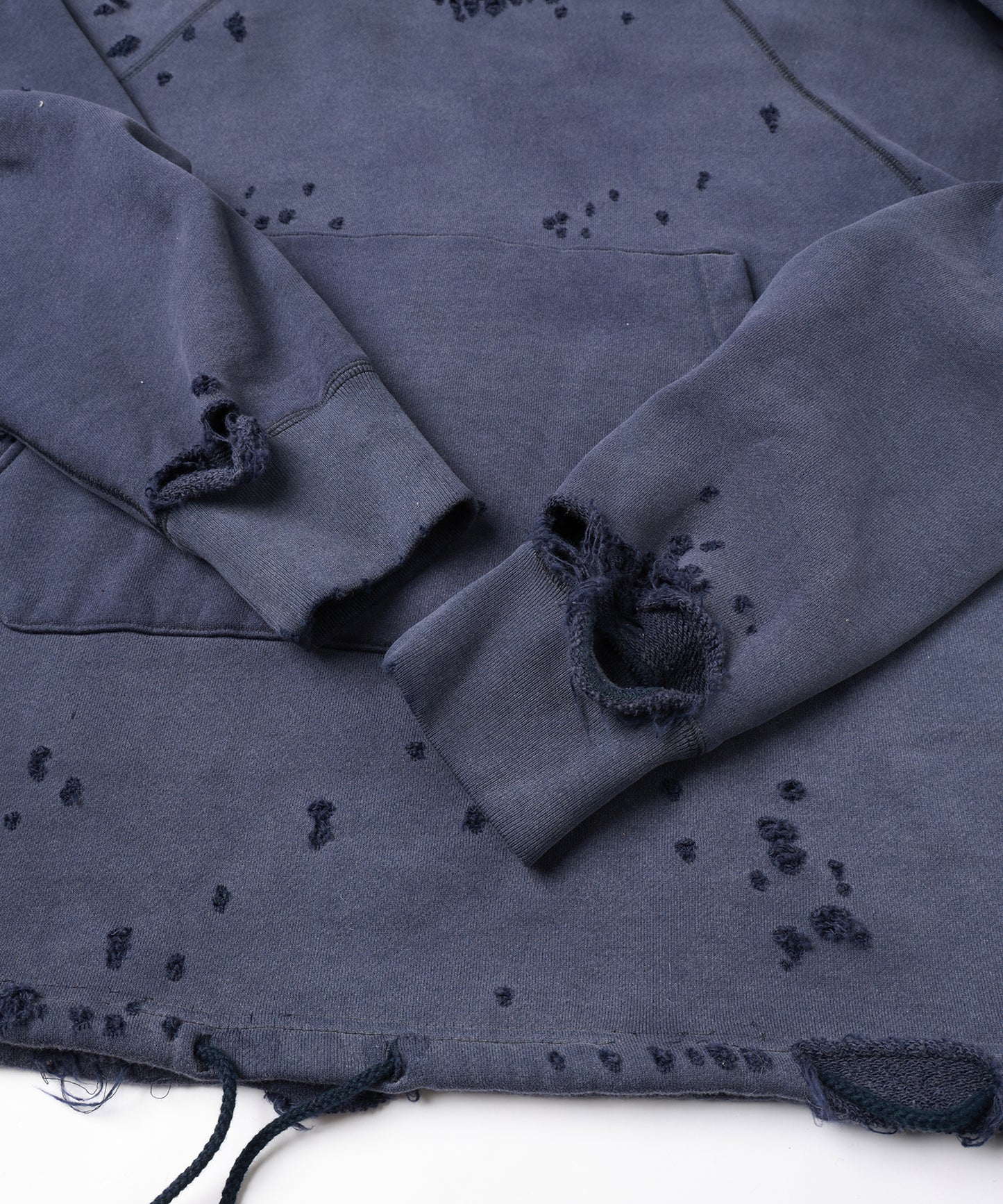 DAMAGE PULLOVER HOODIE