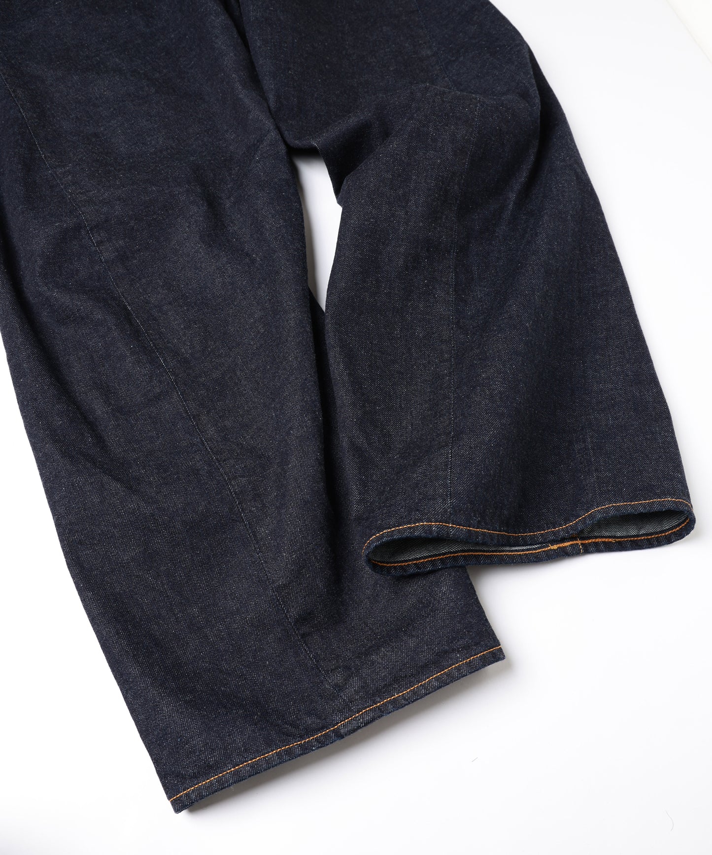 3D CUTTING DENIM PANTS