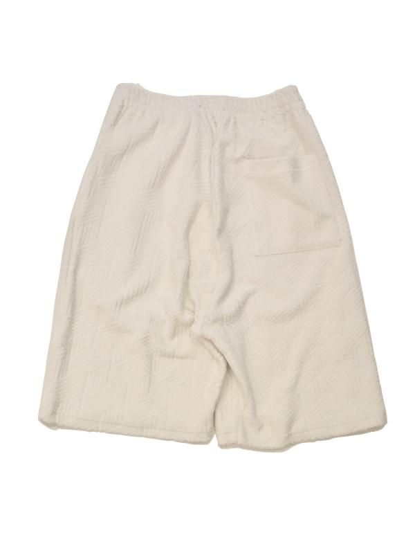 GEOMETRIC PILE WIDE SHORTS