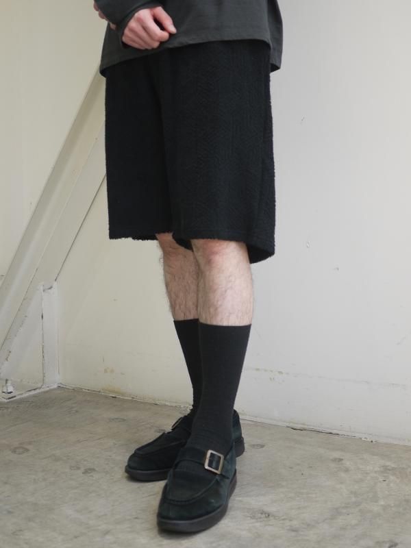 GEOMETRIC PILE WIDE SHORTS
