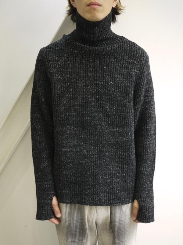 TURTLENECK COMPACT KNIT