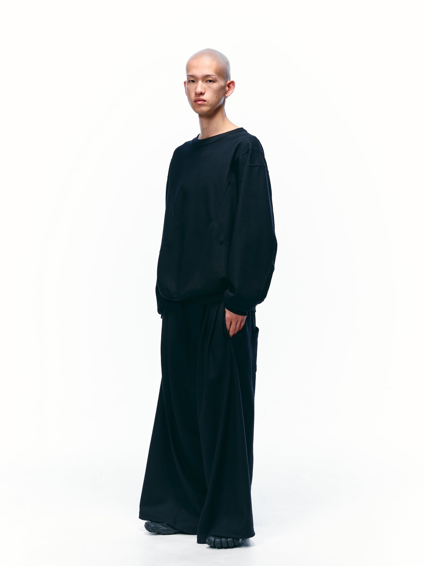 SWITCHING WOOL CREW