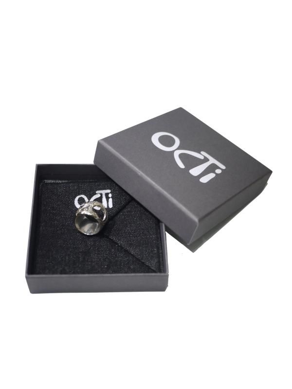 GLOBE RING W/ 3 SAPPHIRE
