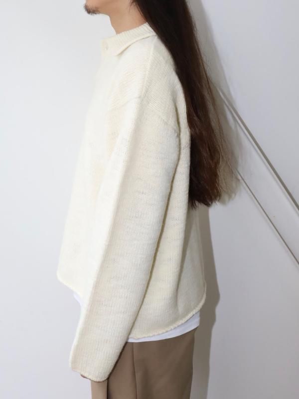 ONE BUTTON COLLAR KNIT