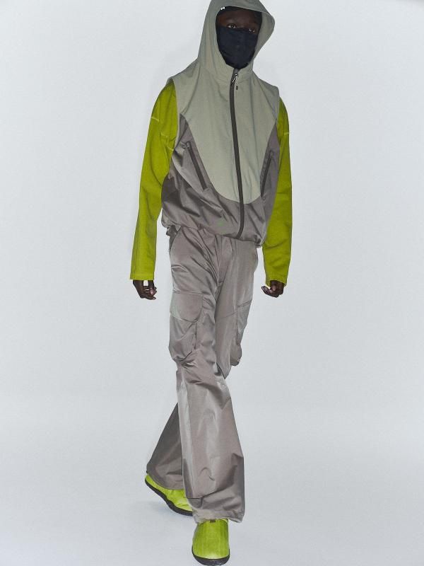 FOOD VEST