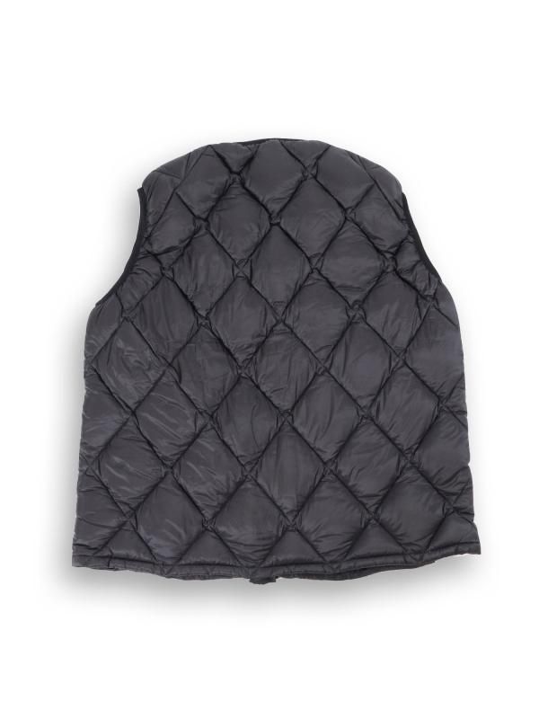LIGHT DOWN VEST