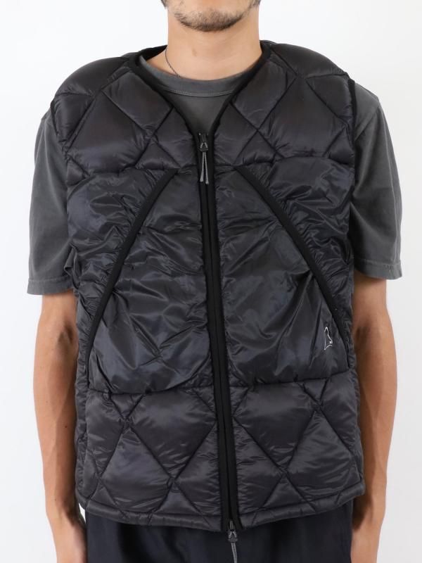 LIGHT DOWN VEST