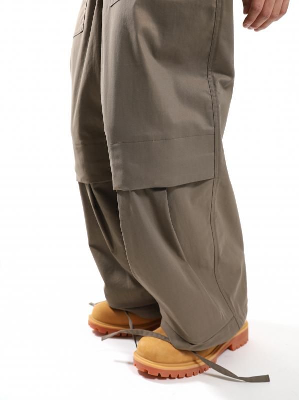 KNEE CARGO PANTS