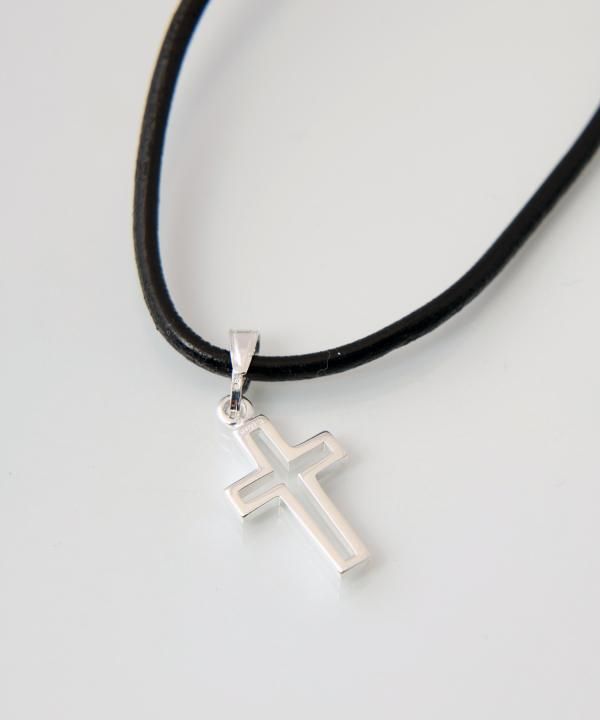 CROSS LEATHER CHOKER