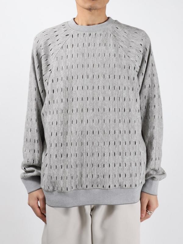 HOLE RAGLAN CREW