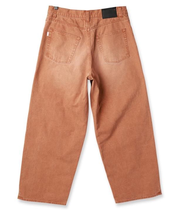 Drape Over Duck Pants