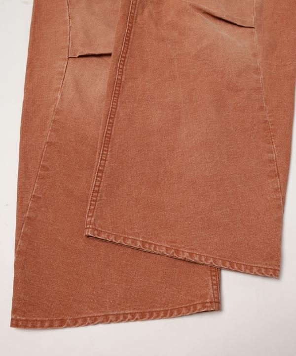 Drape Over Duck Pants