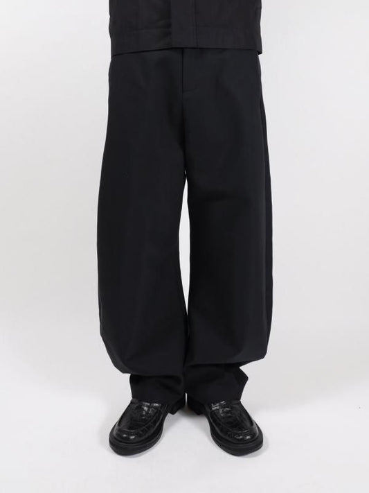 MEN'S CURVED SILHOUETTE PANTS