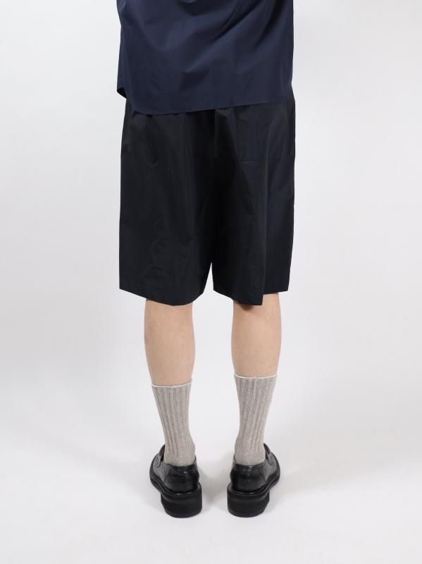 TRAVEL NYLON WIDE EASY SHORTS