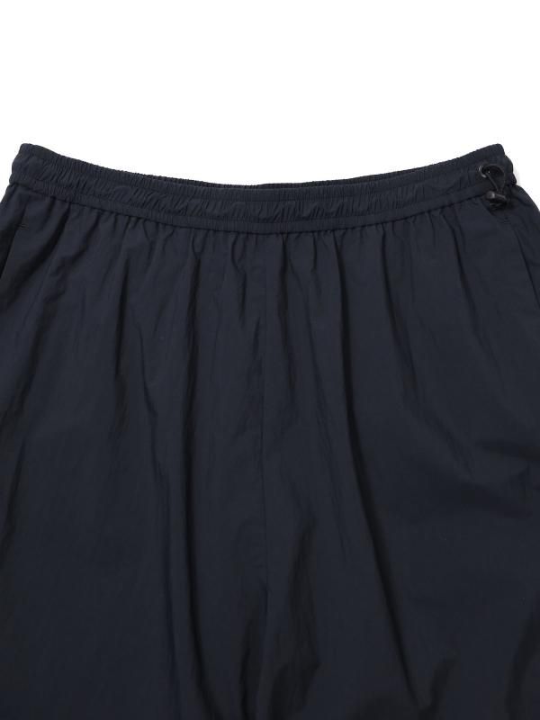 TRAVEL NYLON WIDE EASY SHORTS