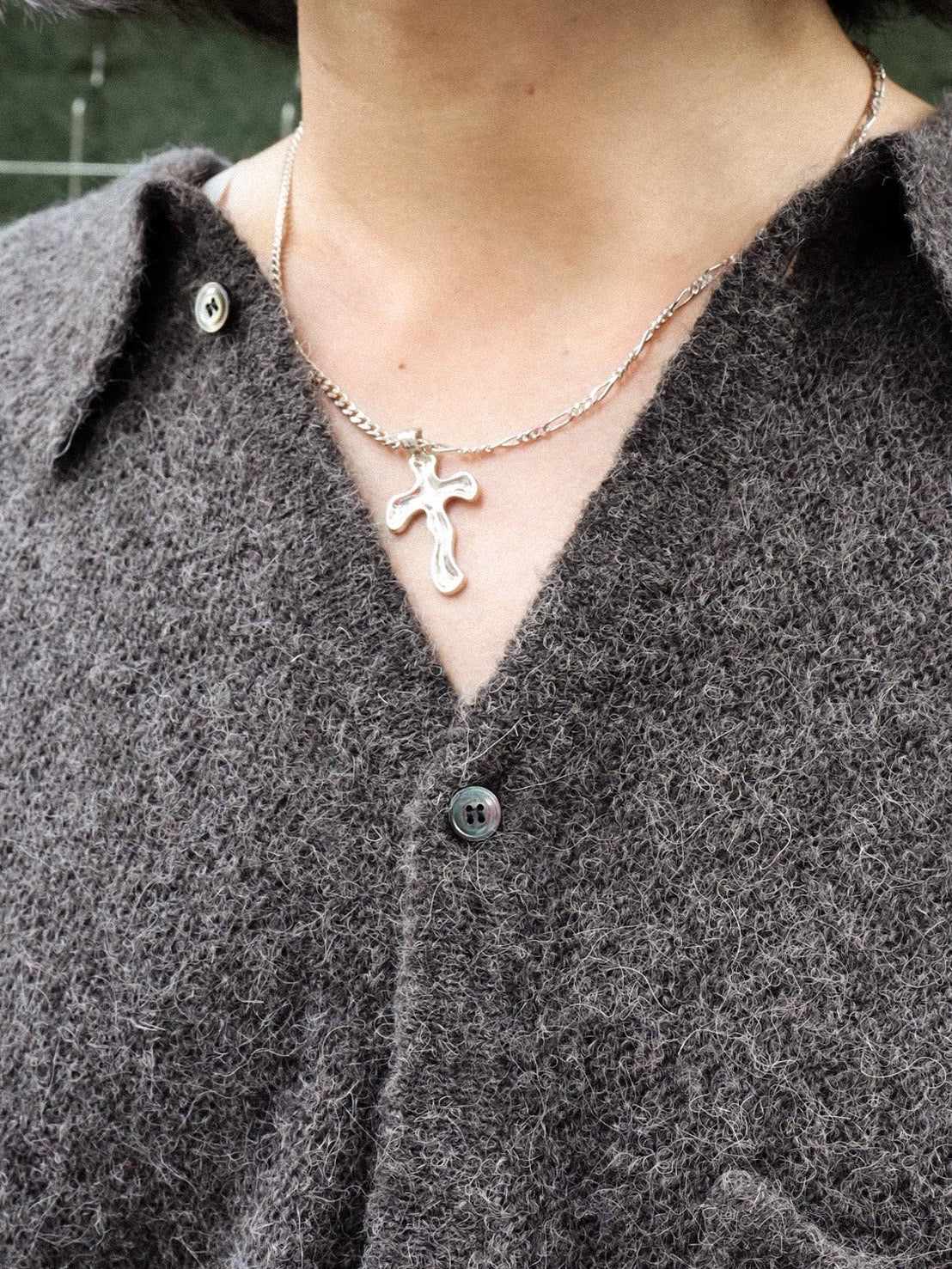 Acid cross