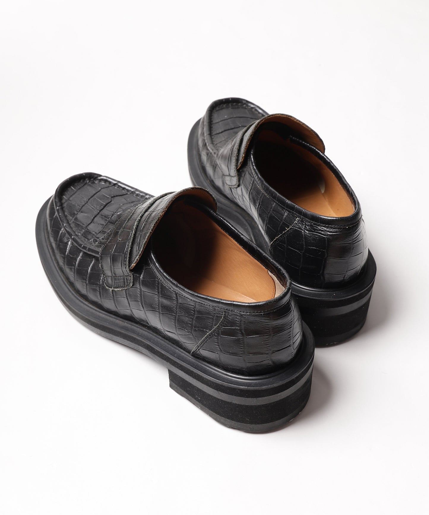 LEATHER LOAFERS