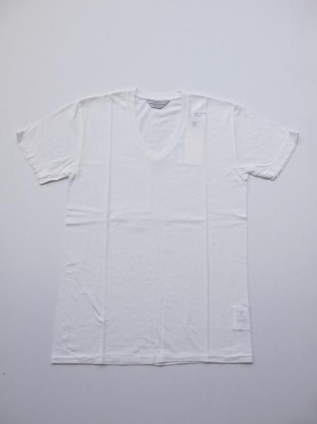 COTTON STANDARD V-NECK T-SHIRT