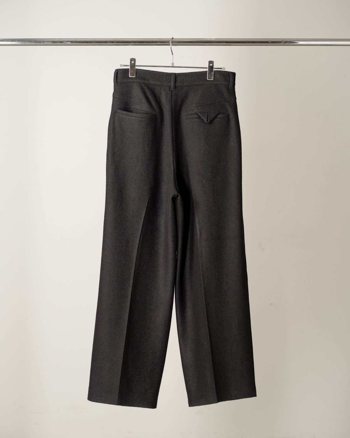 ANCELLM WOOL CUT WIDE TUCK SLACKS