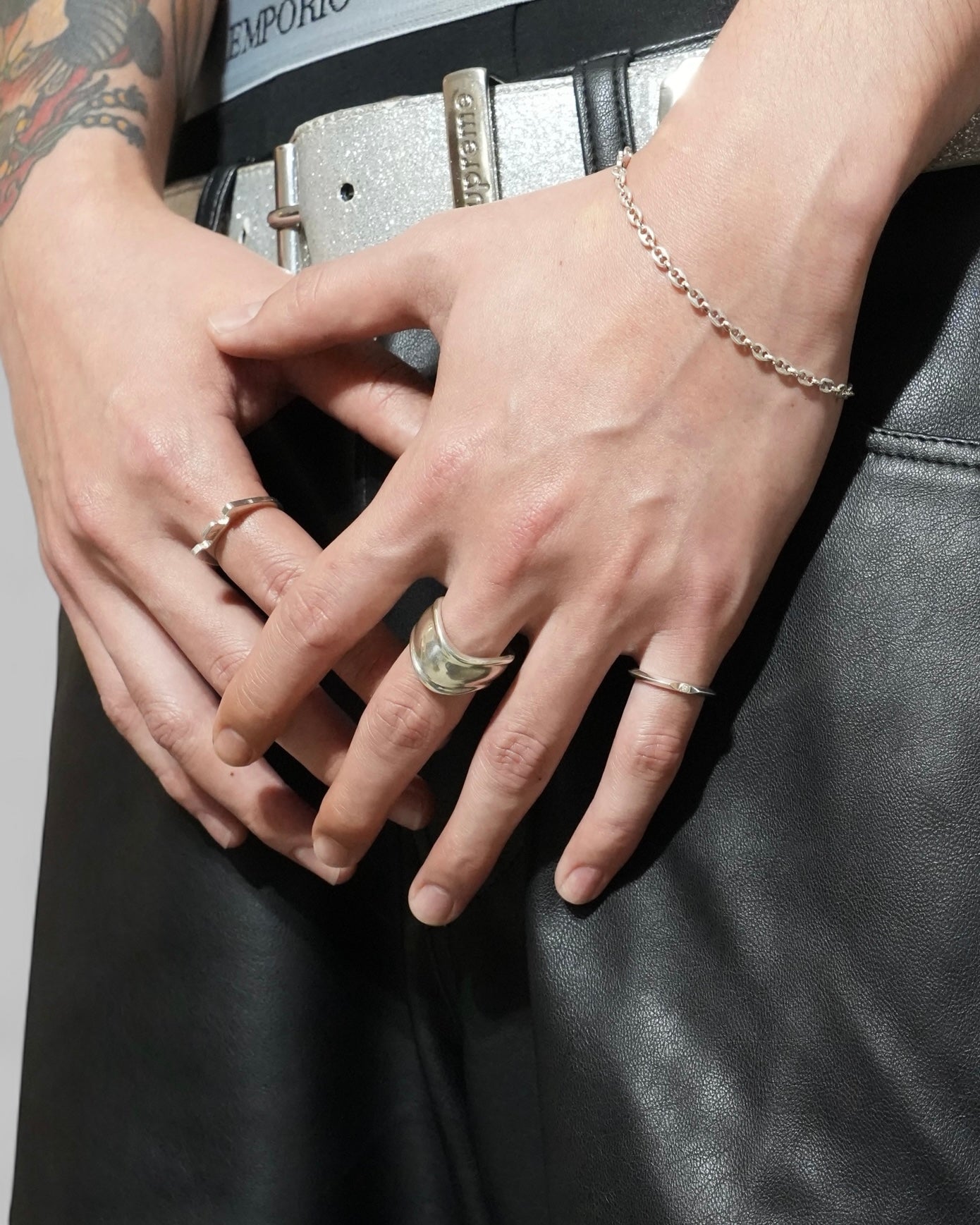 Acid ring