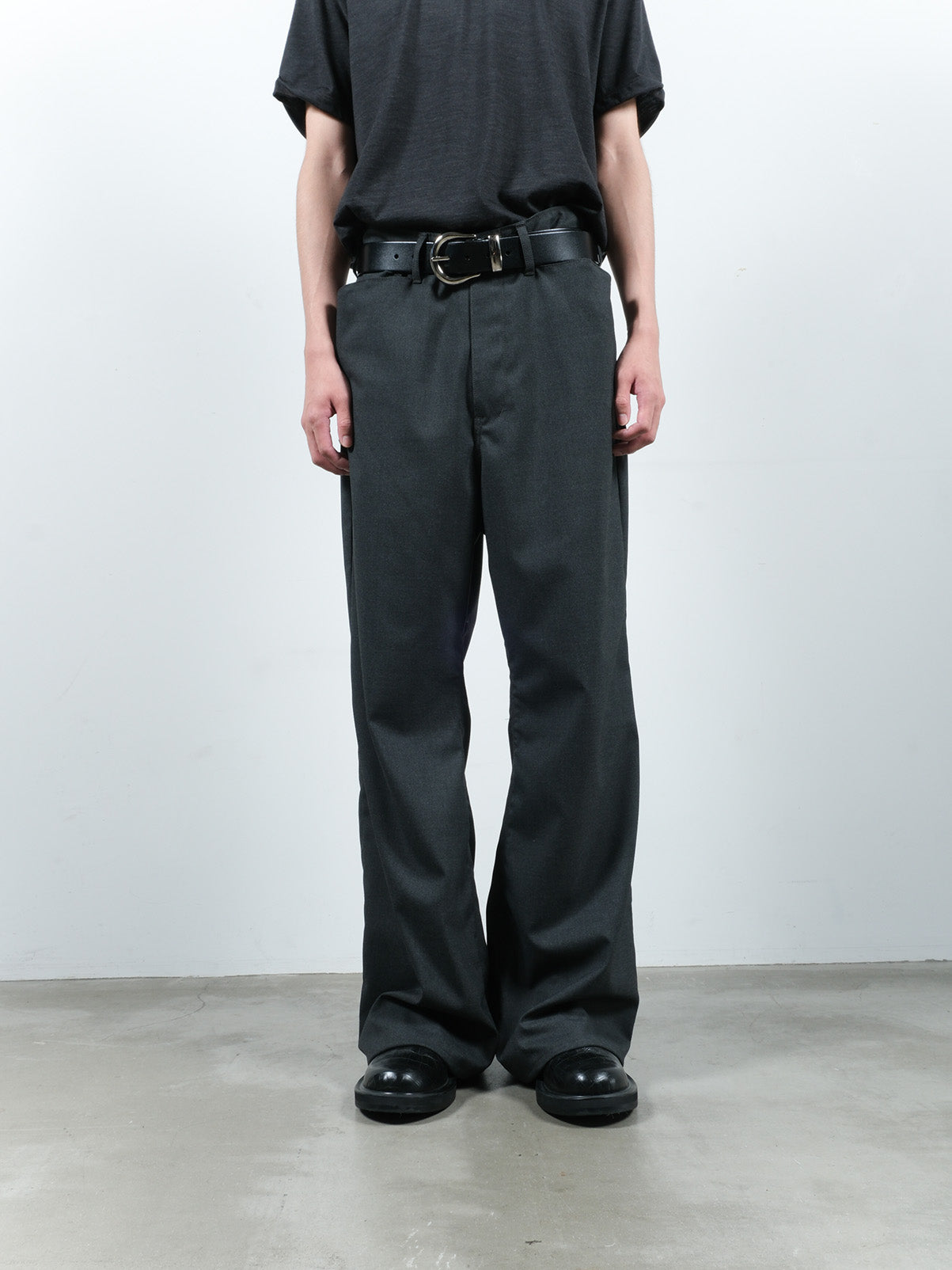 JIEDA FLARE PANTS – KIKUNOBU