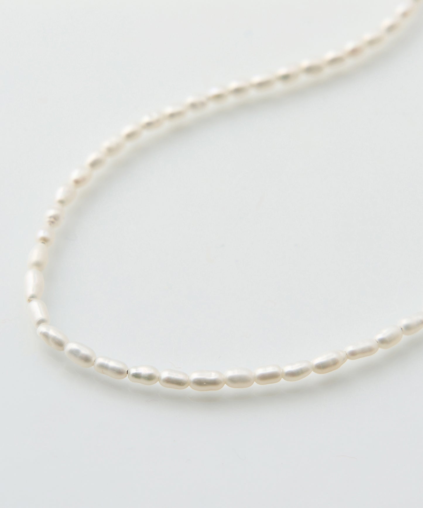 THIN PEARL SWITCHING NECKLACE (925 SILVER)