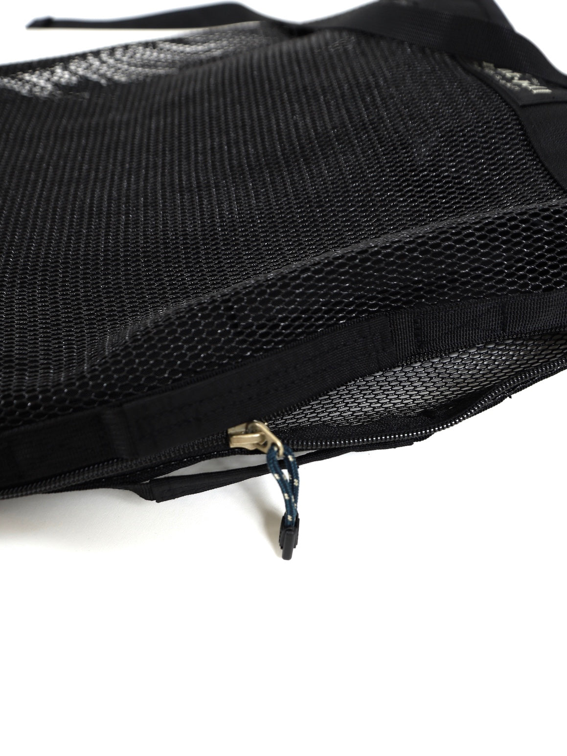 Mesh Gear Pack 20