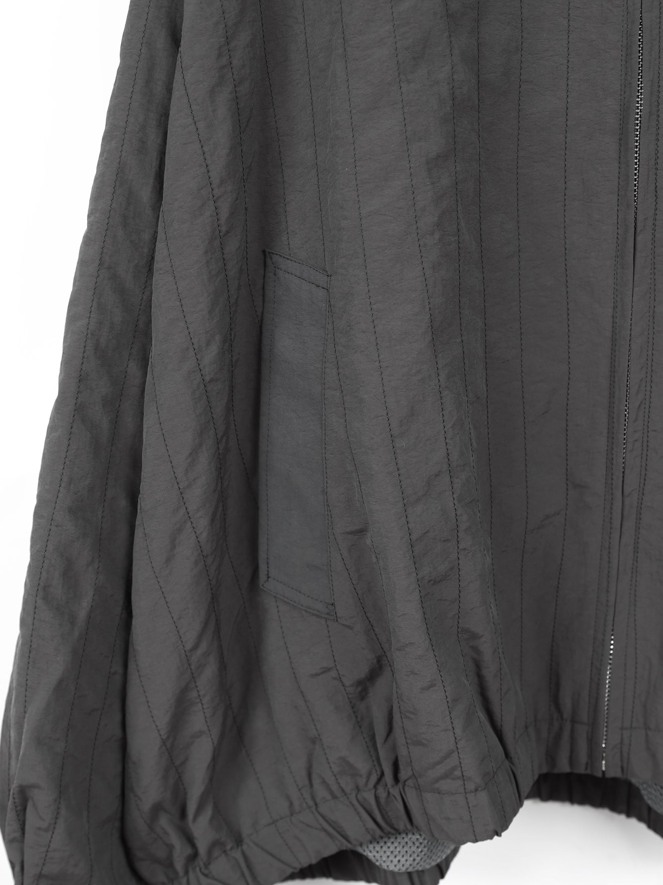 STITCHED NYLON SWING TOP