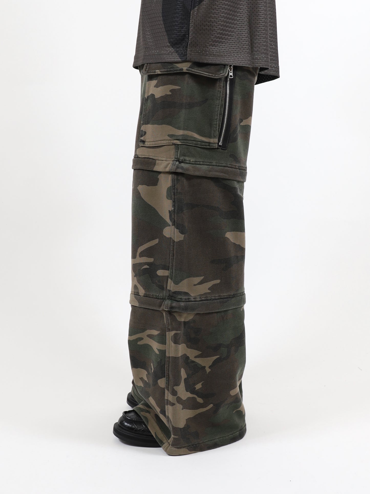 BASICKS × F.M.C.D 3WAY CAMO LARGE FIT TROUSER