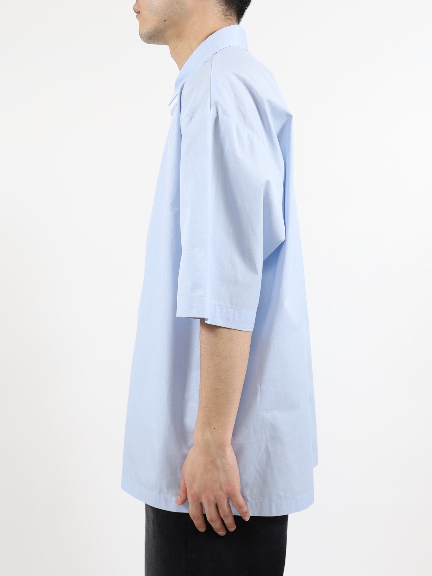 GIZA BROAD SHORT SLEEVE SHIRT