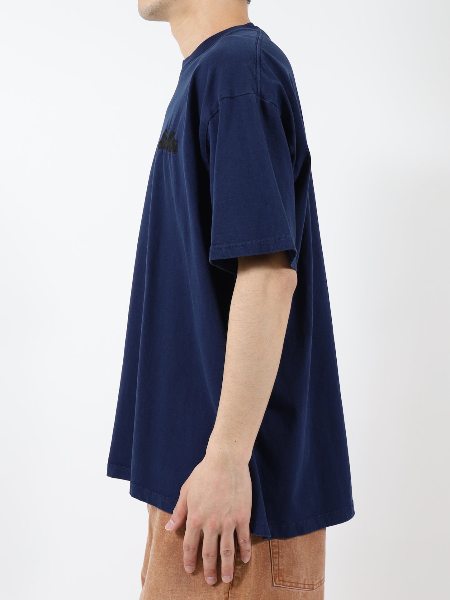 PIGMENT EMBROIDERY TEE