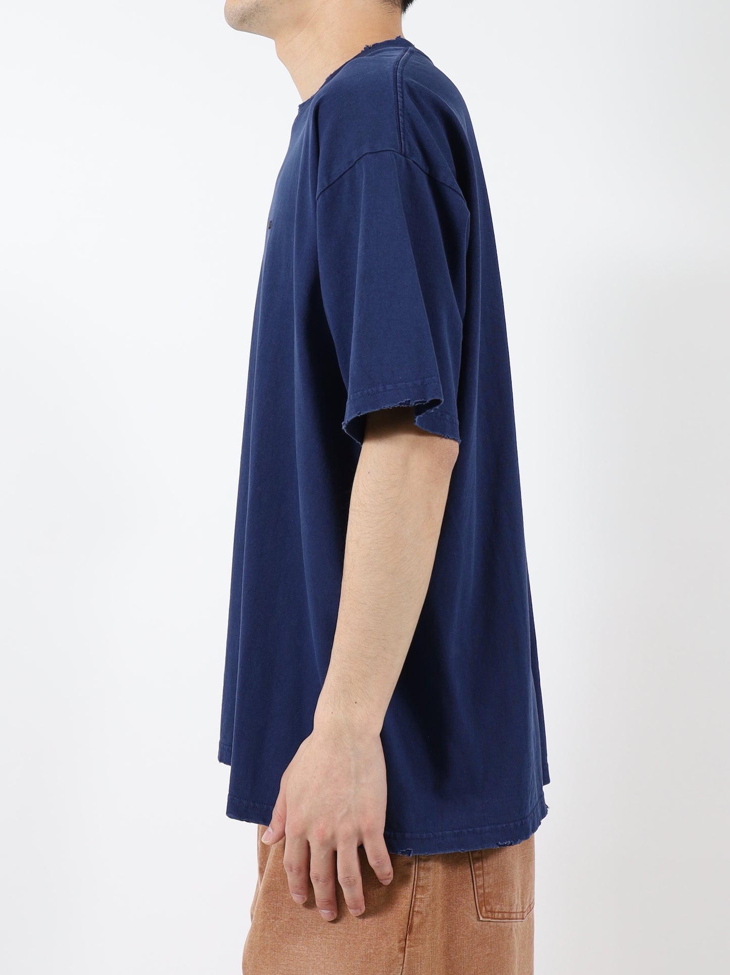 DAMAGE PIGMENT LOGO TEE