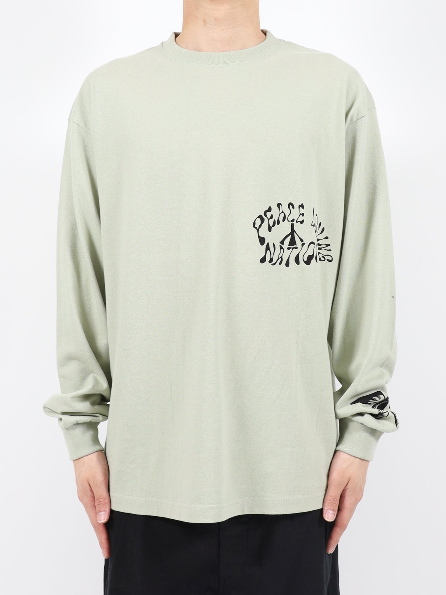 L/S T-SHIRT “PEACE LOVING NATION”