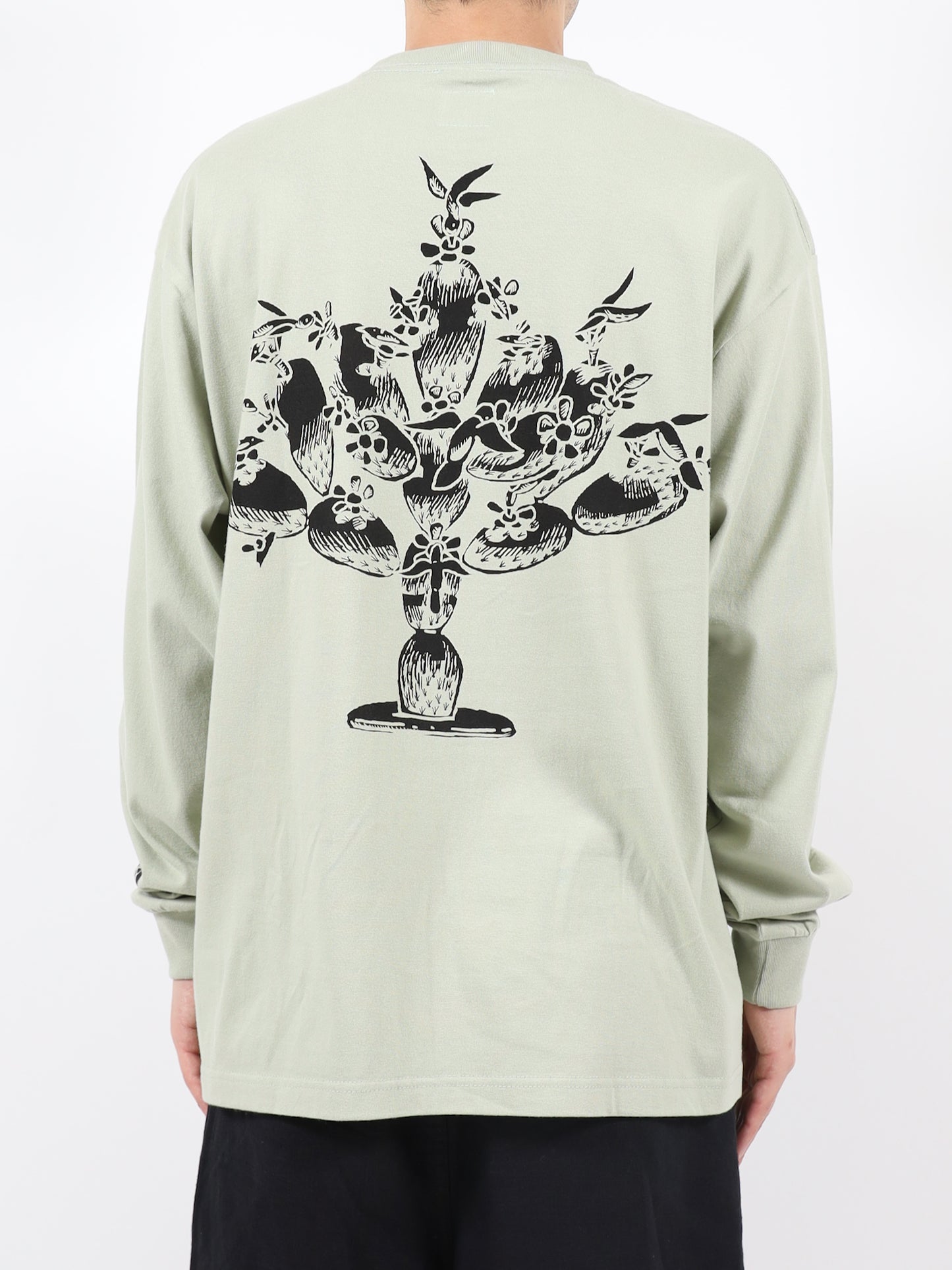 L/S T-SHIRT “PEACE LOVING NATION”