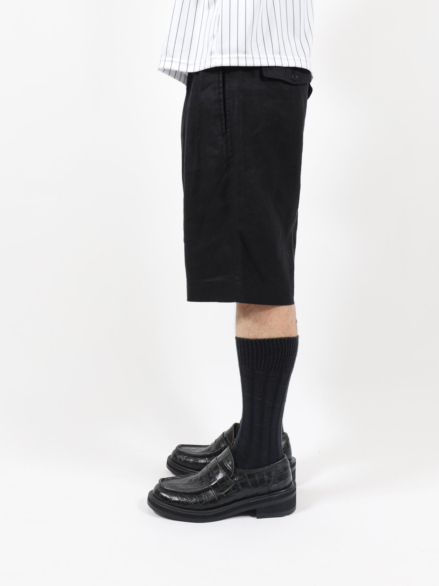 PLEATED LINEN SHORT