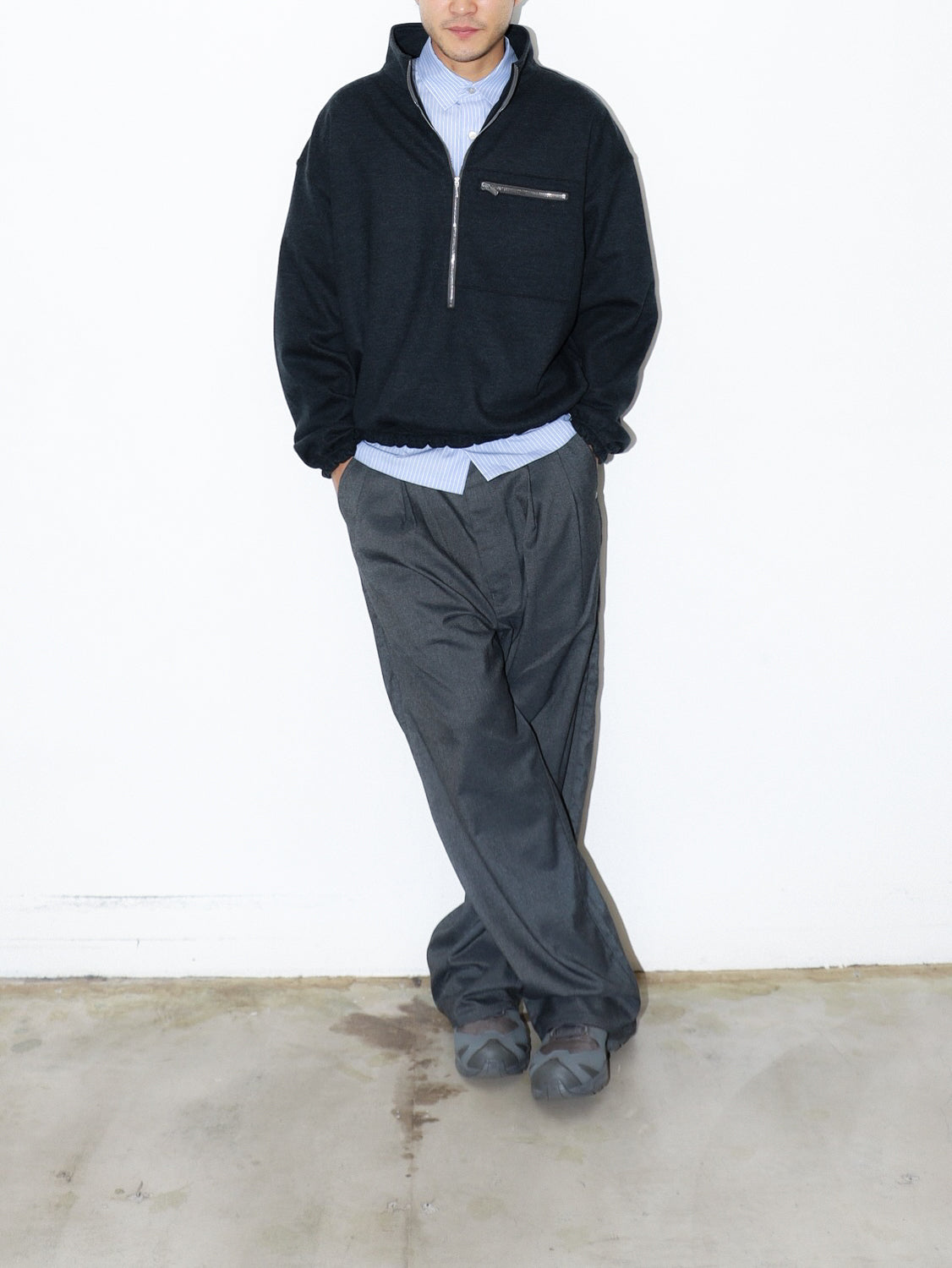 WIDE TUCK WOOL PANTS