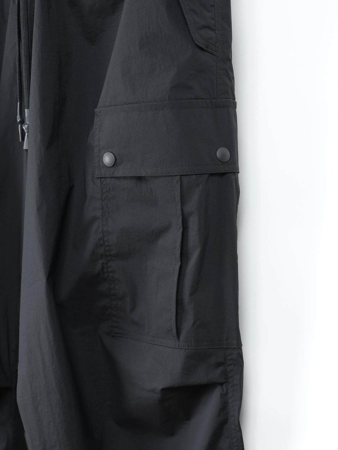 PARACHUTE CARGO PANTS