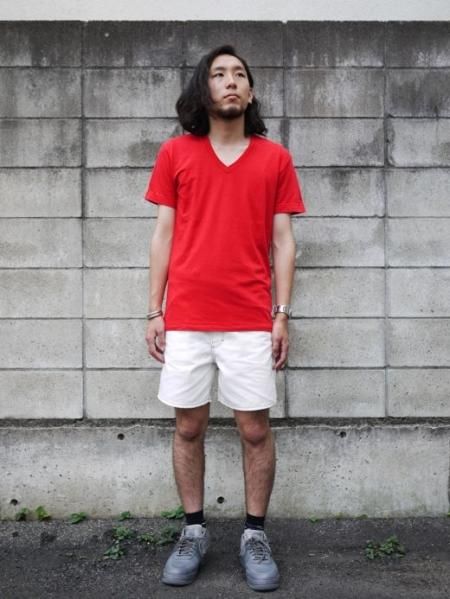 COTTON STANDARD V-NECK T-SHIRT