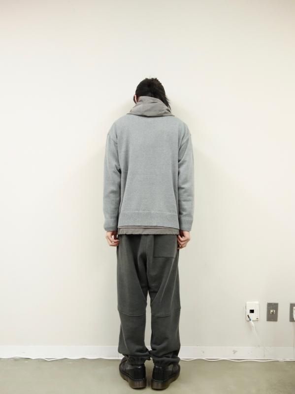 HOLE CREW KNIT