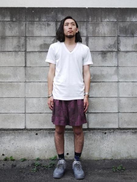 COTTON STANDARD V-NECK T-SHIRT