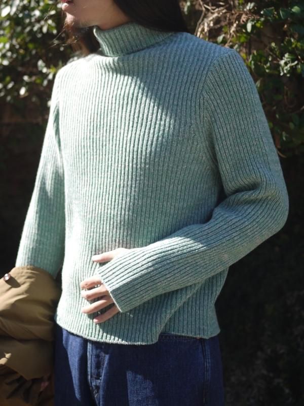 TURTLENECK COMPACT KNIT