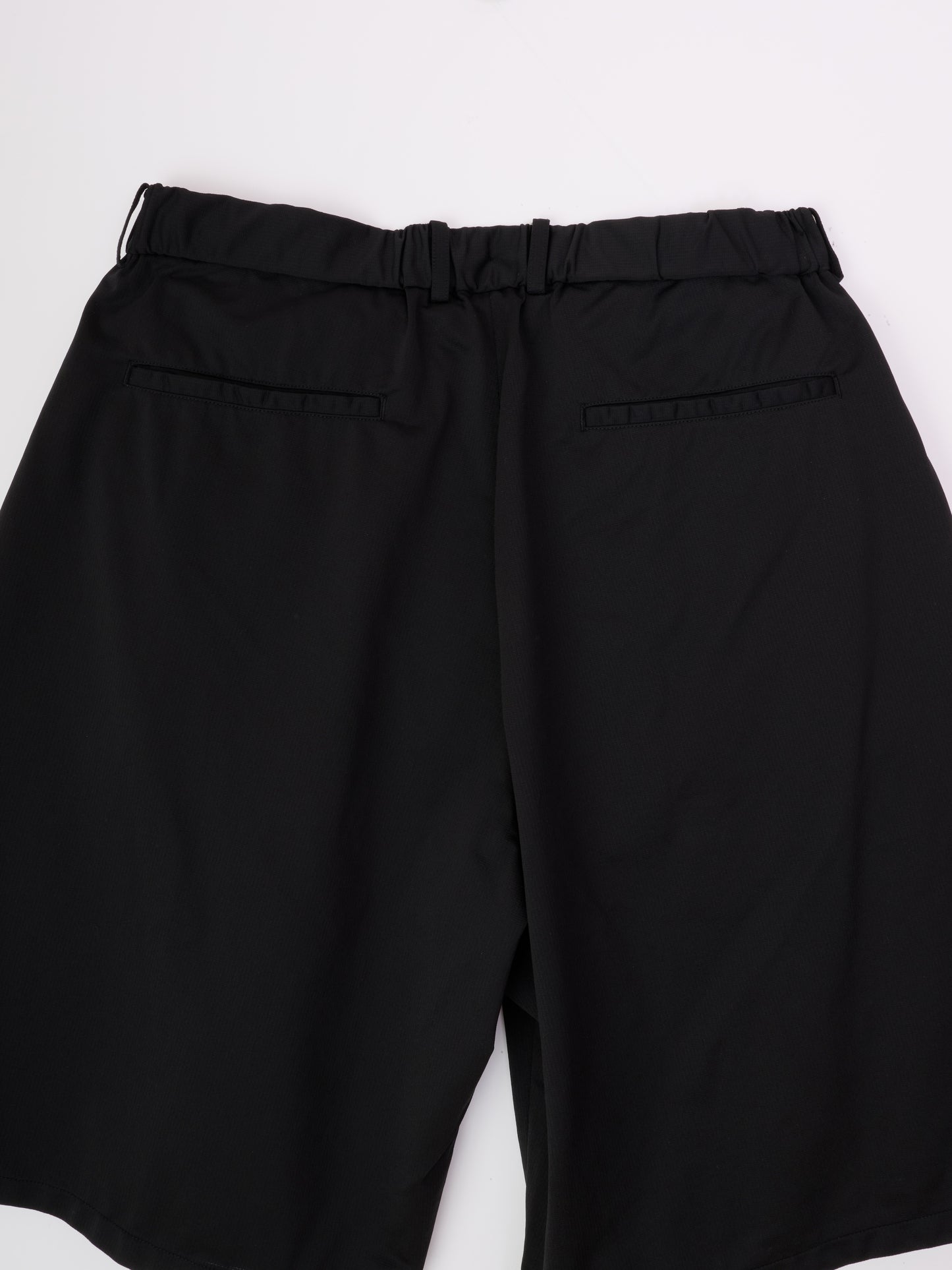 KANEMASA PHIL. 36G Nylon Tuck Easy Shorts