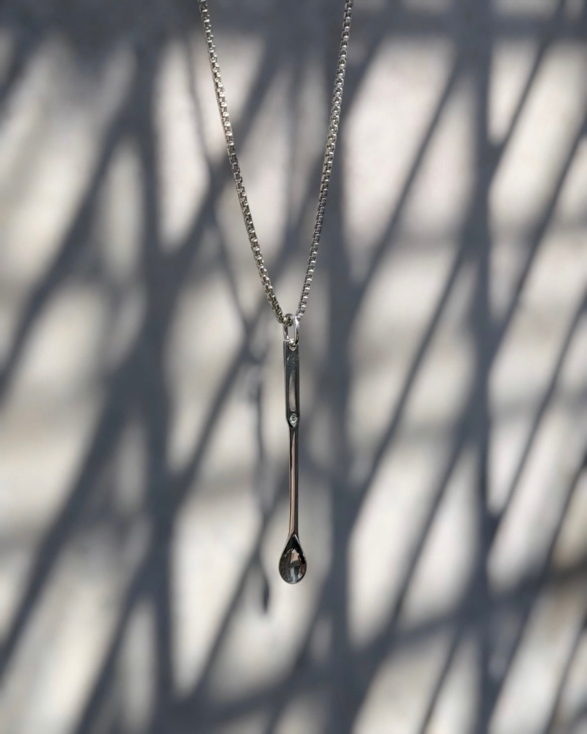 ephemeral diamond dogs spoon top