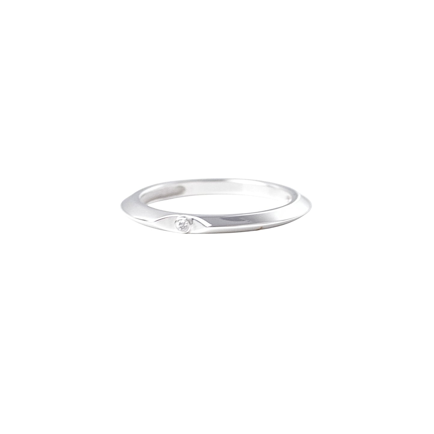 triangle eye ring (with daiamond)