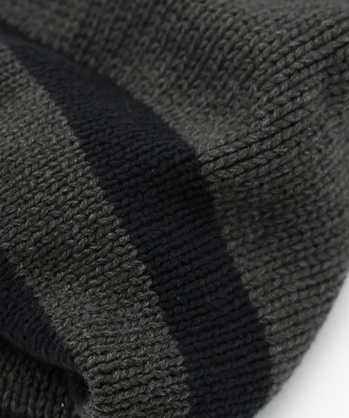JIEDA REVERSIBLE BEANIE