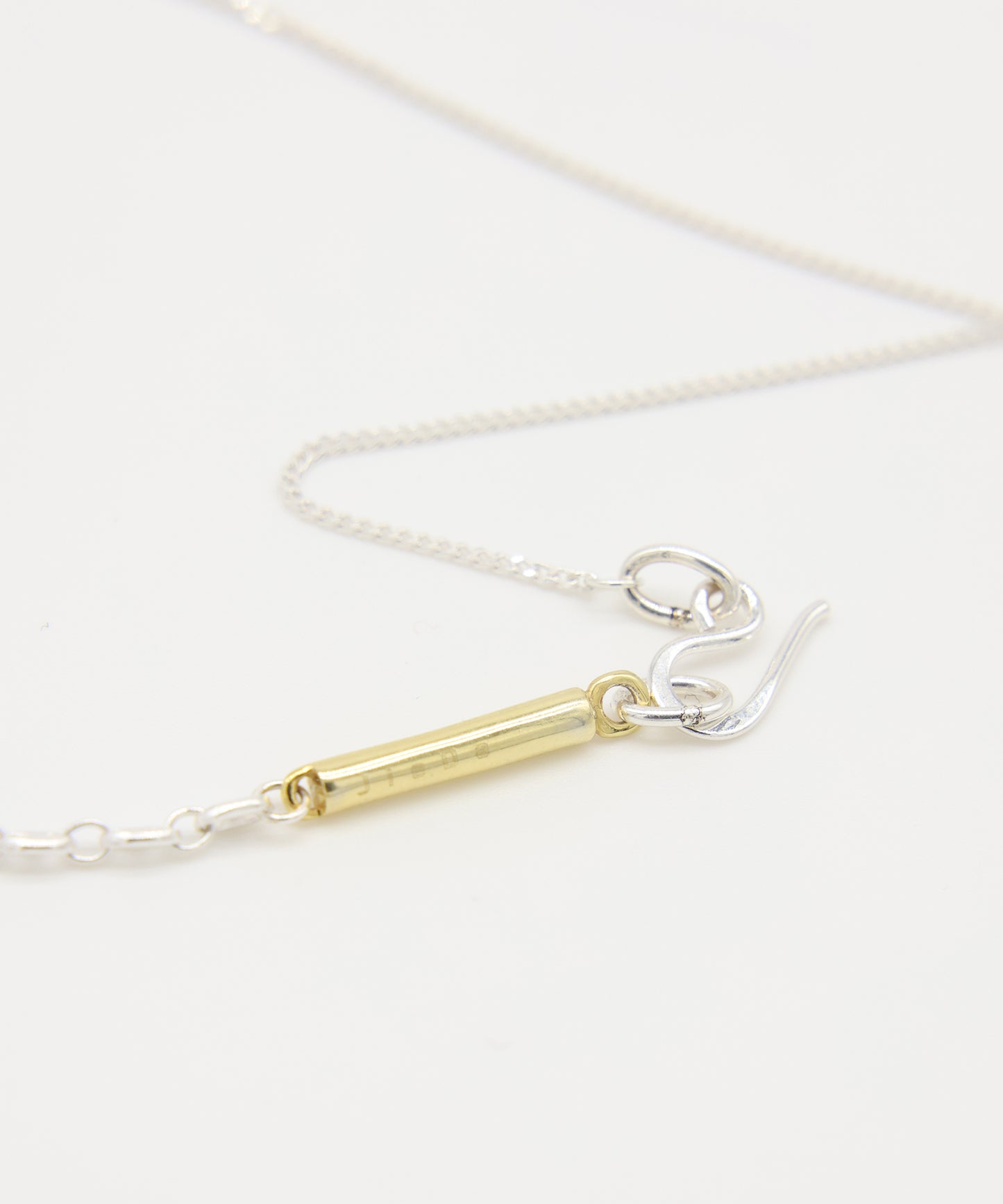 JIEDA 925 SILVER SWITCHING NECKLACE