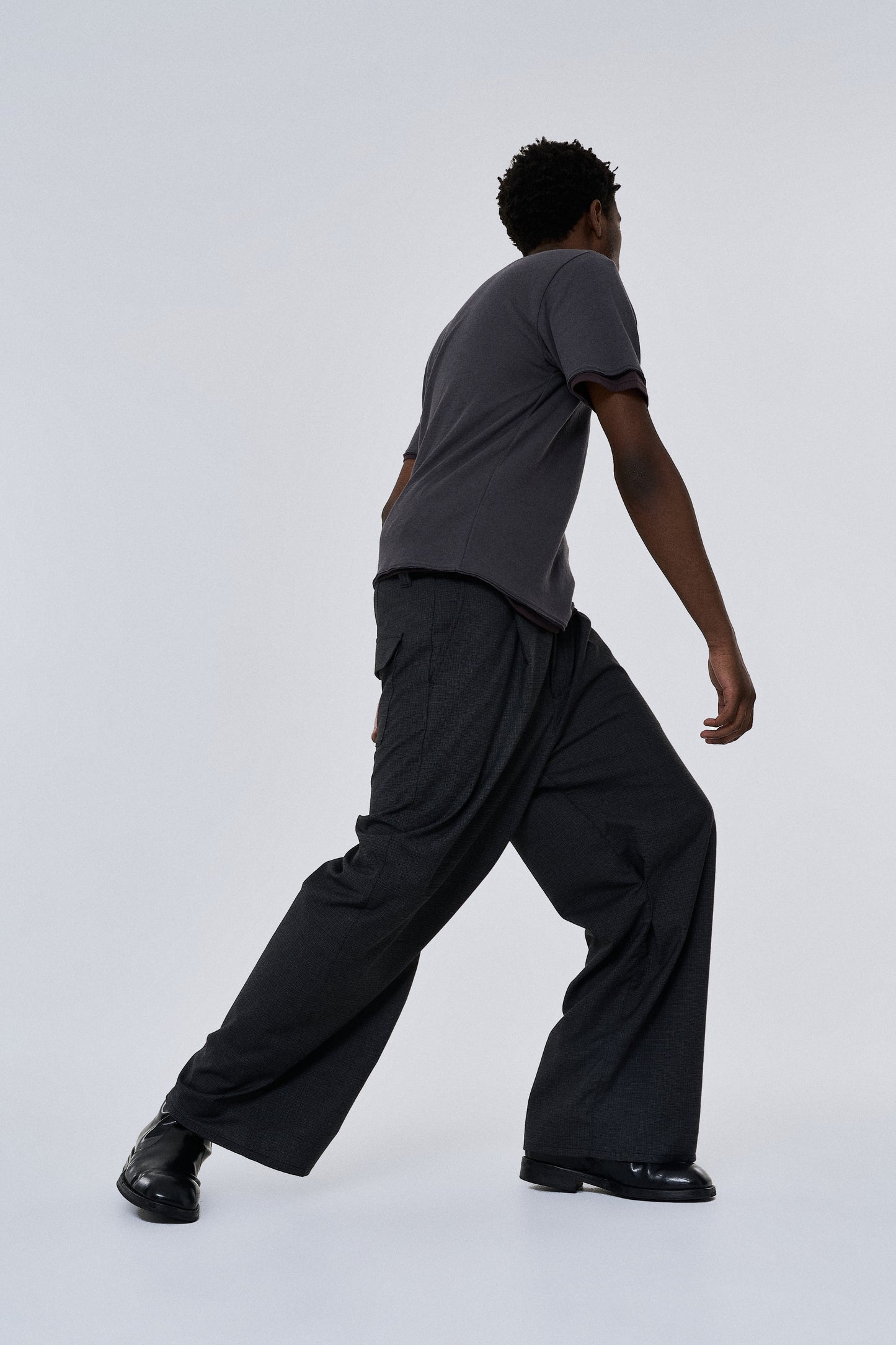 VOTIS　Knee Tuck Slacks