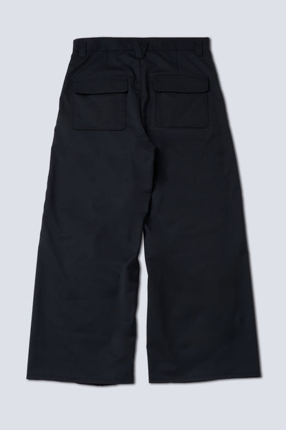 VOTIS　Knee Tuck Slacks