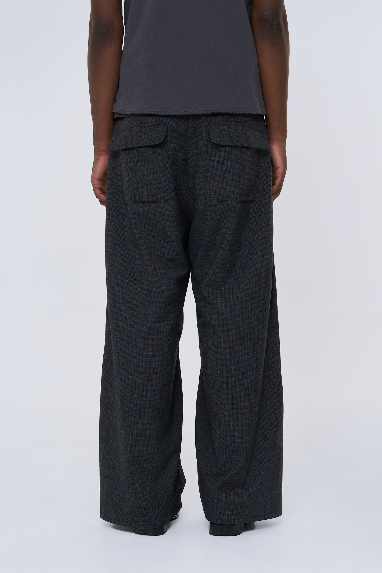 VOTIS　Knee Tuck Slacks